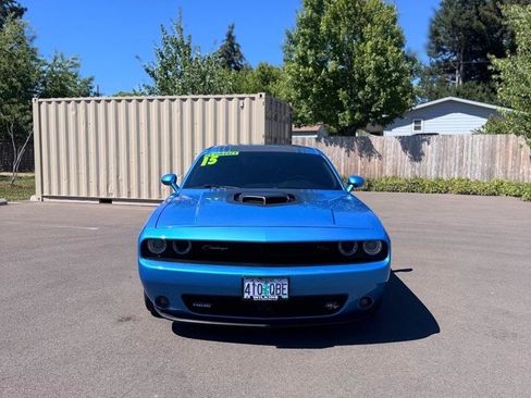 Used 2015 Dodge Challenger R/T Plus RWD image 2