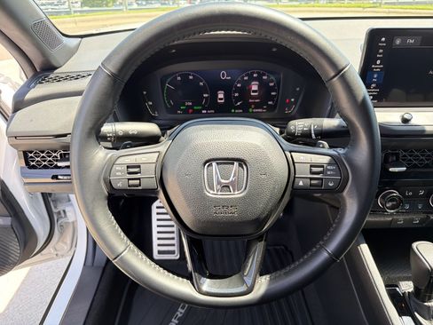 Used 2024 Honda Accord Sport image 17