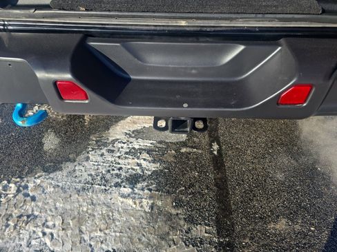 Used 2022 Jeep Wrangler Unlimited Sahara w/ Cold Weather Group image 9