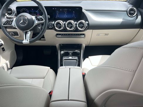 Used 2026 Mercedes-Benz GLA 250 image 13