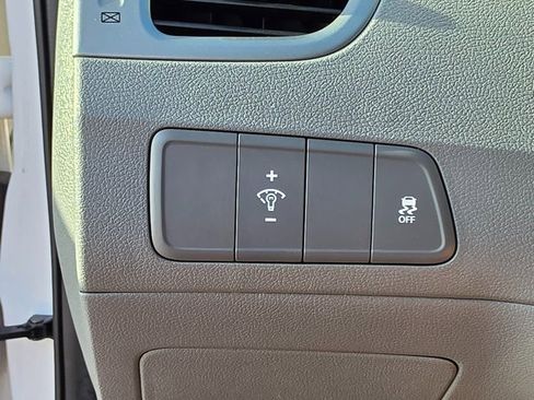 Used 2016 Hyundai Elantra Sport image 40