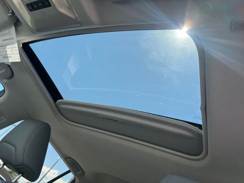 Used 2025 Toyota RAV4 Limited w/ Advanced Technology Package FWD image 33