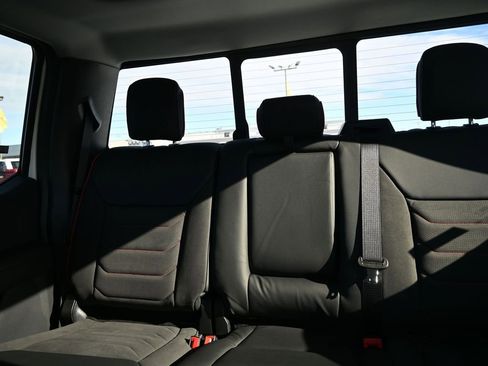 New 2026 Ford F250 Lariat w/ Black Appearance Package image 25