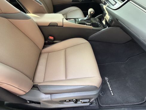 Certified 2023 Lexus ES 250 w/ Premium Package AWD/4WD image 44