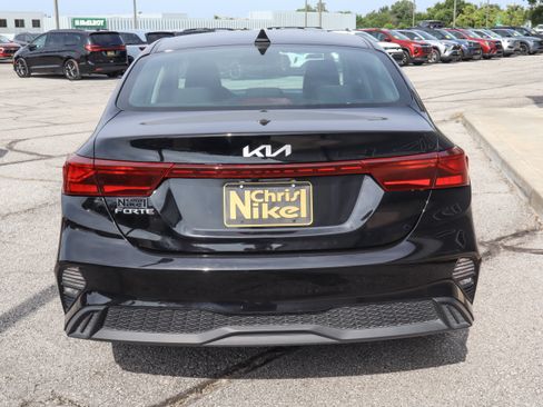 Used 2024 Kia Forte LXS FWD image 5