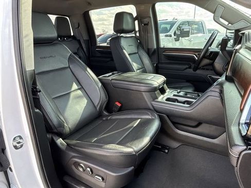 Used 2024 GMC Sierra 2500 Denali w/ Denali Reserve Package image 25