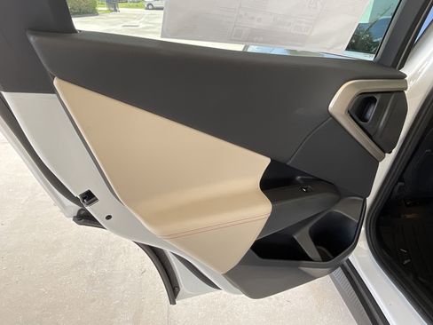 New 2025 BMW X3 xDrive30i w/ Premium Package image 23