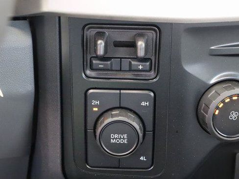 Used 2024 Ford F550 4x4 Regular Cab Super Duty image 29