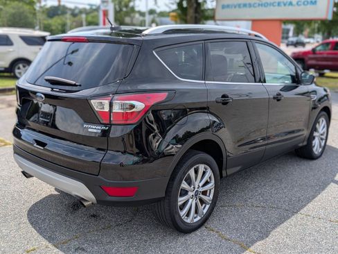 Used 2017 Ford Escape Titanium AWD/4WD image 9