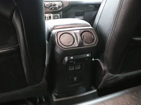 Used 2023 Jeep Wrangler Unlimited Sahara w/ Cold Weather Group AWD/4WD image 37