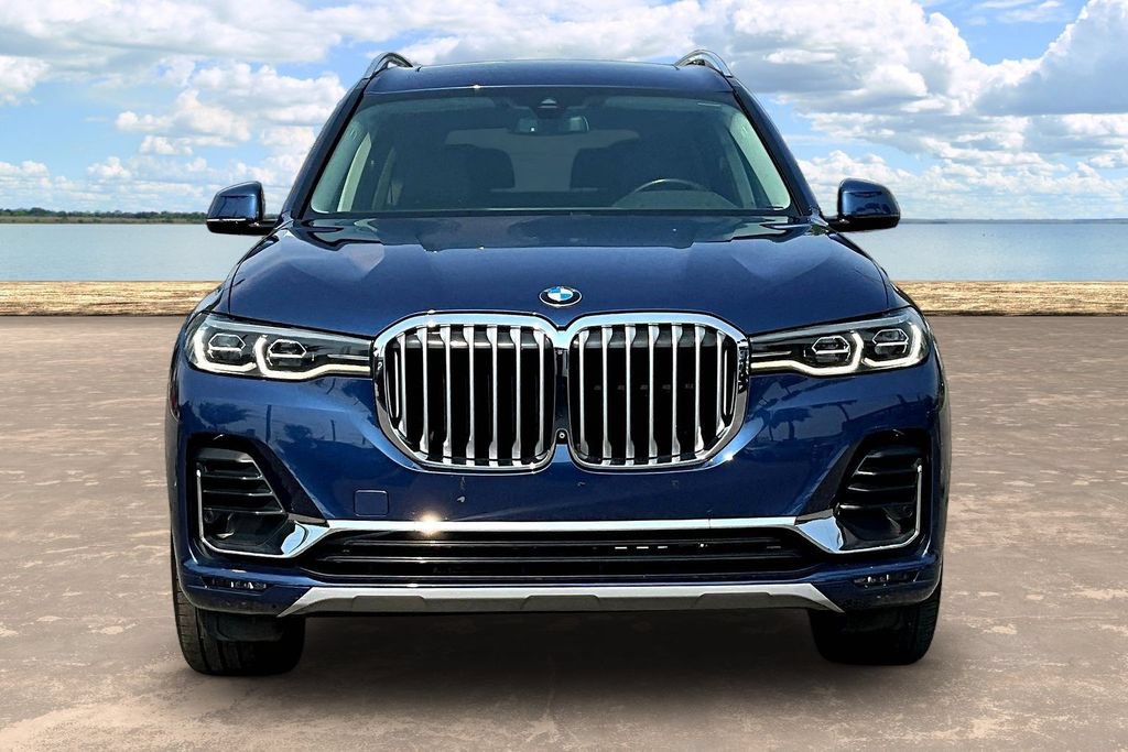 Used 2021 BMW X7 xDrive40i w/ Premium Package 2 AWD/4WD image 2