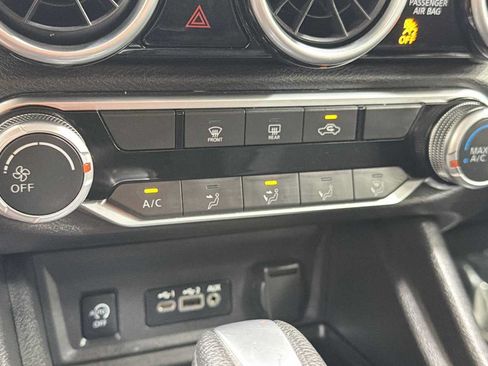 Used 2024 Nissan Sentra SV FWD image 20