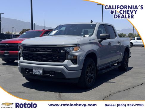 Used 2025 Chevrolet Silverado 1500 Custom w/ Turbomax Blackout Package AWD/4WD image 3