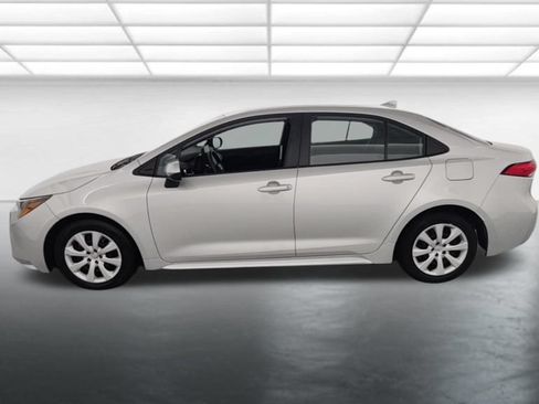 Used 2024 Toyota Corolla LE FWD image 4