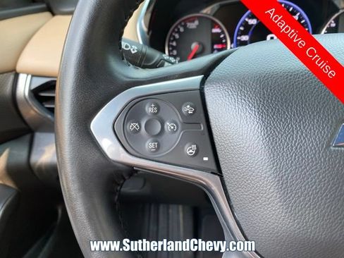Used 2022 Chevrolet Traverse Premier AWD/4WD image 23
