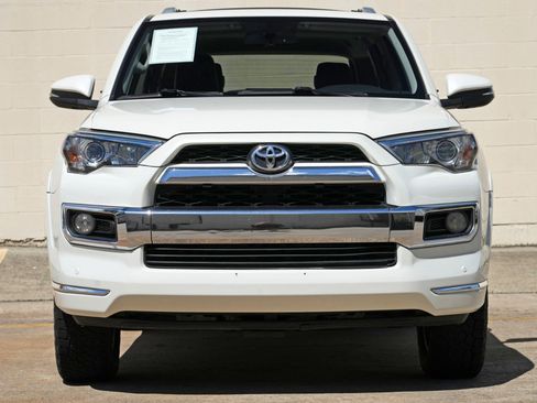Used 2018 Toyota 4Runner Limited AWD/4WD image 6