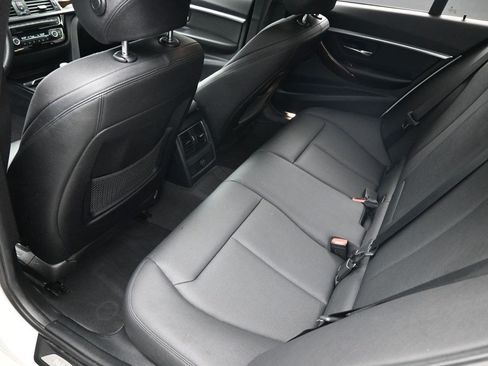 Used 2016 BMW 328i Sedan RWD image 17