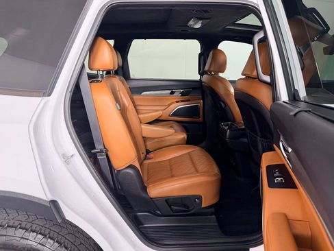 Used 2024 Kia Telluride SX Prestige X-Pro AWD/4WD image 25