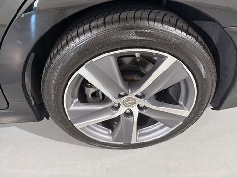Used 2018 Lexus GS 350 RWD image 7