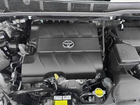 Used 2015 Toyota Sienna LE FWD image 22