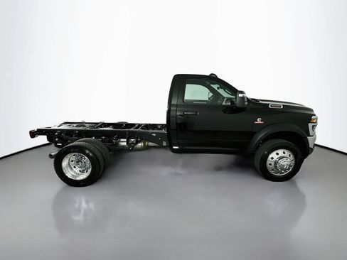 New 2026 RAM 5500 Tradesman w/ Chrome Appearance Group AWD/4WD image 8