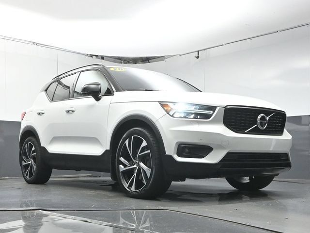 Used 2020 Volvo XC40 T5 R-Design w/ Protection Package AWD/4WD image 33