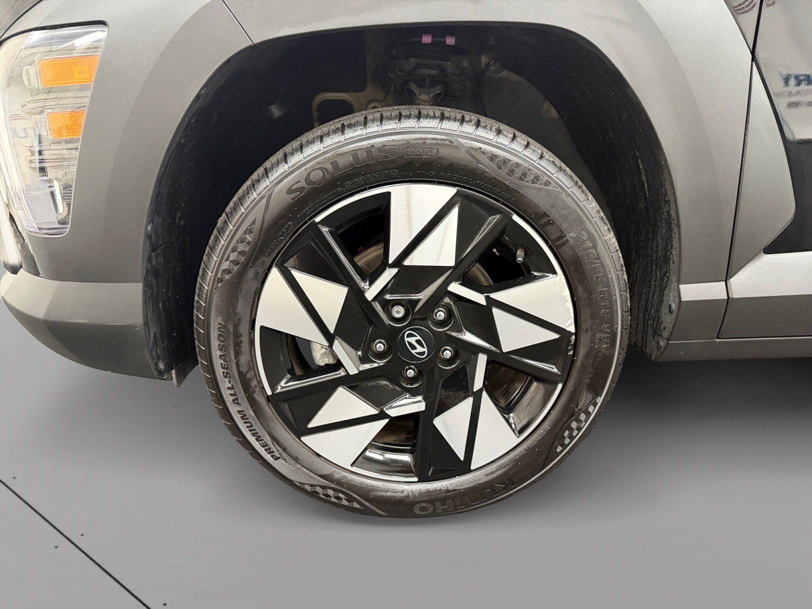 Certified 2024 Hyundai Kona SEL AWD/4WD image 14