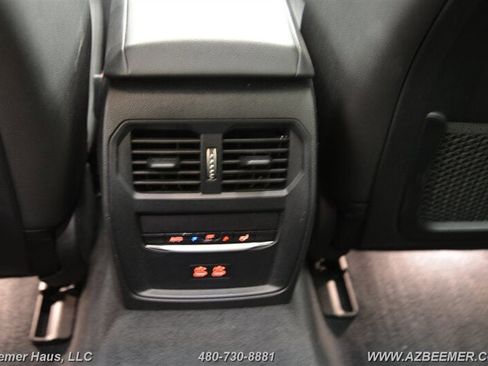 Used 2023 BMW i4 eDrive40 image 23