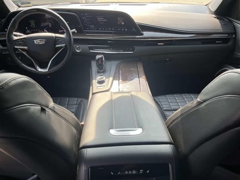 Certified 2023 Cadillac Escalade Sport Platinum w/ Heavy-Duty Trailer Package AWD/4WD image 12