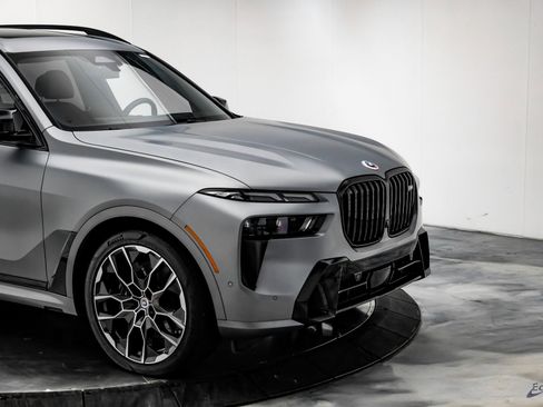 Used 2023 BMW X7 M60i w/ Executive Package image 23