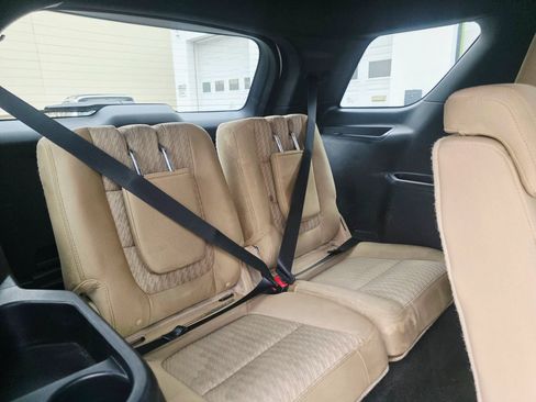 Used 2017 Ford Explorer 4WD image 18