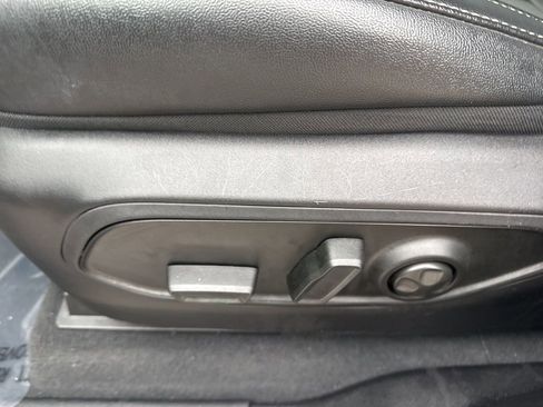 Used 2024 Jeep Grand Cherokee Altitude image 8