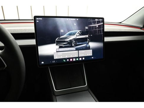 Used 2026 Tesla Model Y Long Range RWD image 16