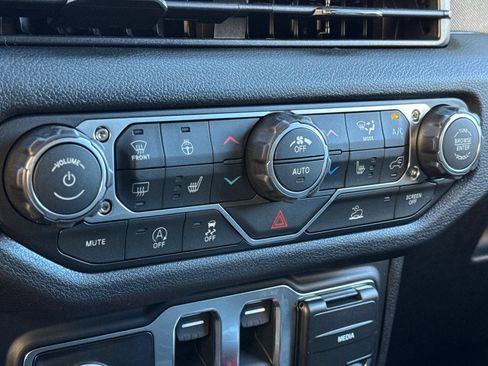 New 2026 Jeep Wrangler Sport AWD/4WD image 19