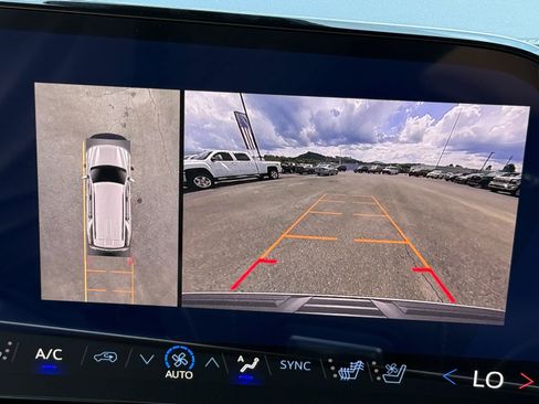 New 2026 Chevrolet Tahoe Premier w/ Sun And Tow Package AWD/4WD image 19