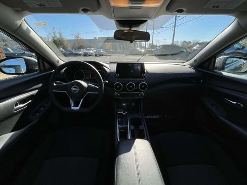 Used 2024 Nissan Sentra SV image 25