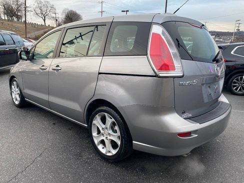 Used 2010 MAZDA MAZDA5 Sport FWD image 5