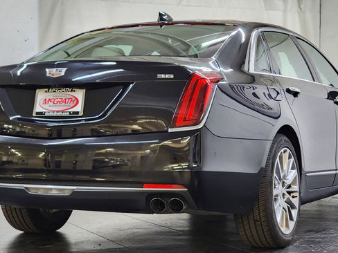 Used 2018 Cadillac CT6 Luxury image 5