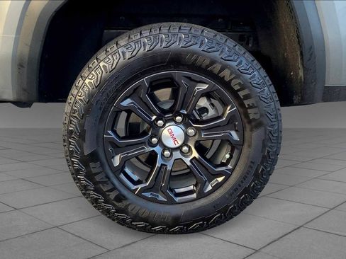 Used 2023 GMC Canyon Elevation w/ Convenience Package image 10