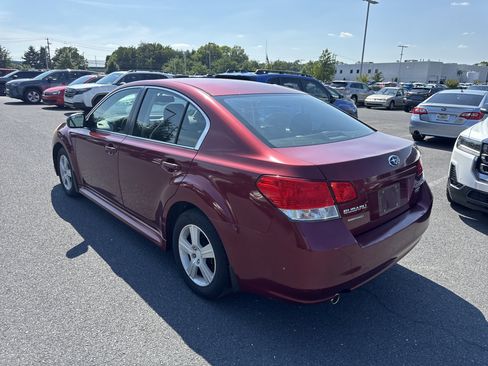Used 2010 Subaru Legacy 2.5i AWD/4WD image 25