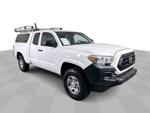 Used 2023 Toyota Tacoma SR RWD image 2