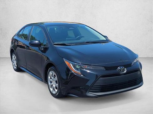 Certified 2024 Toyota Corolla LE FWD image 3