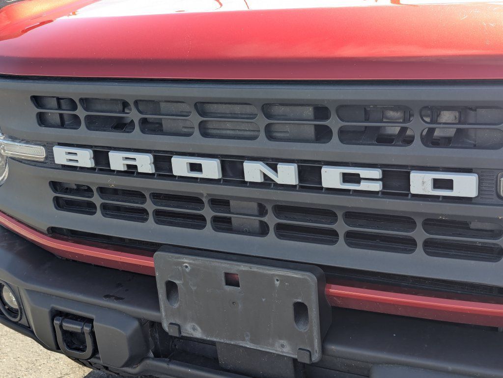 Used 2023 Ford Bronco Black Diamond AWD/4WD image 10