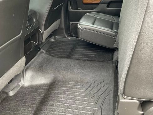 Used 2019 Chevrolet Silverado 3500 High Country w/ Duramax Plus Package image 44