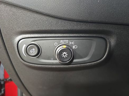 Used 2024 Chevrolet Equinox LT w/ LPO, Floor Liner Package image 25