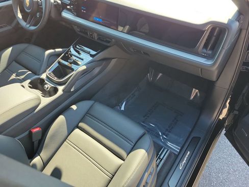 New 2026 Porsche Cayenne Coupe image 19