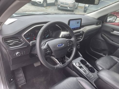 Used 2021 Ford Escape SEL FWD image 12