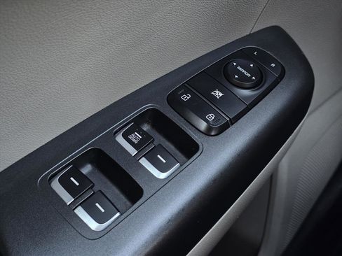 Used 2020 Kia Sportage LX FWD image 23