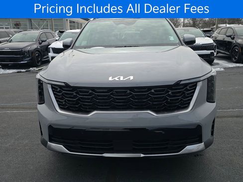 New 2026 Kia Sorento S w/ S Panoramic Sunroof Package FWD image 8