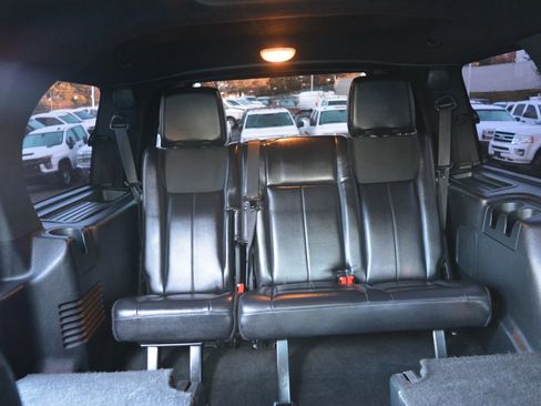 Used 2016 Ford Expedition Limited image 17
